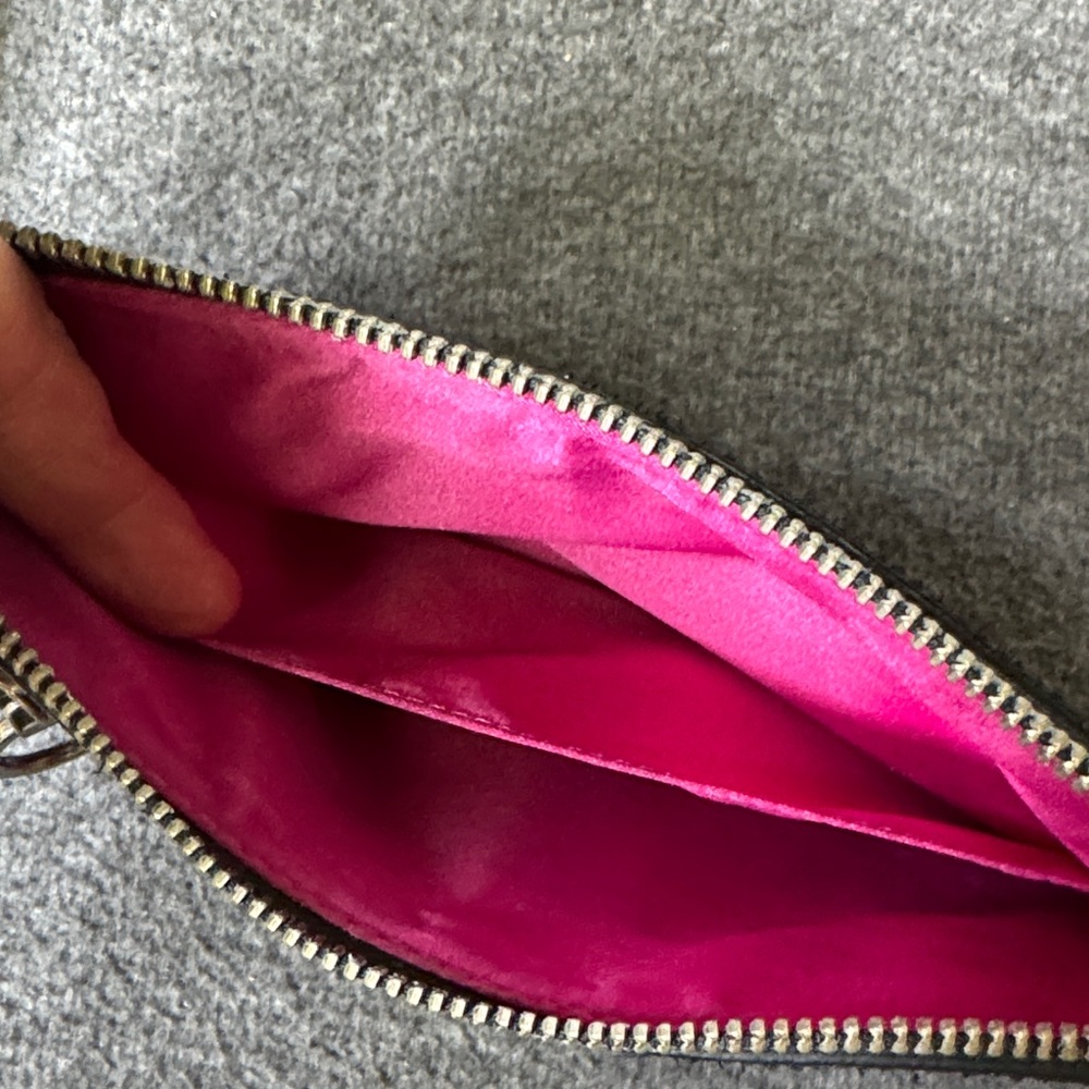 Coach Poppy Plaid Signature Crossbody Bag Black Pink Silver‎ Hardware - Picture 9 of 12